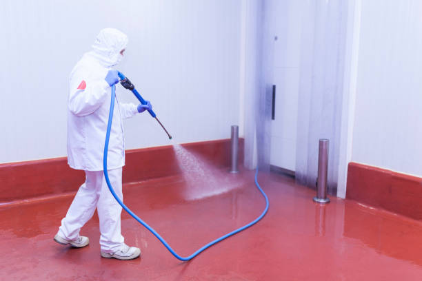 Best Animal Enclosure Cleaning  in Wentzville, MO